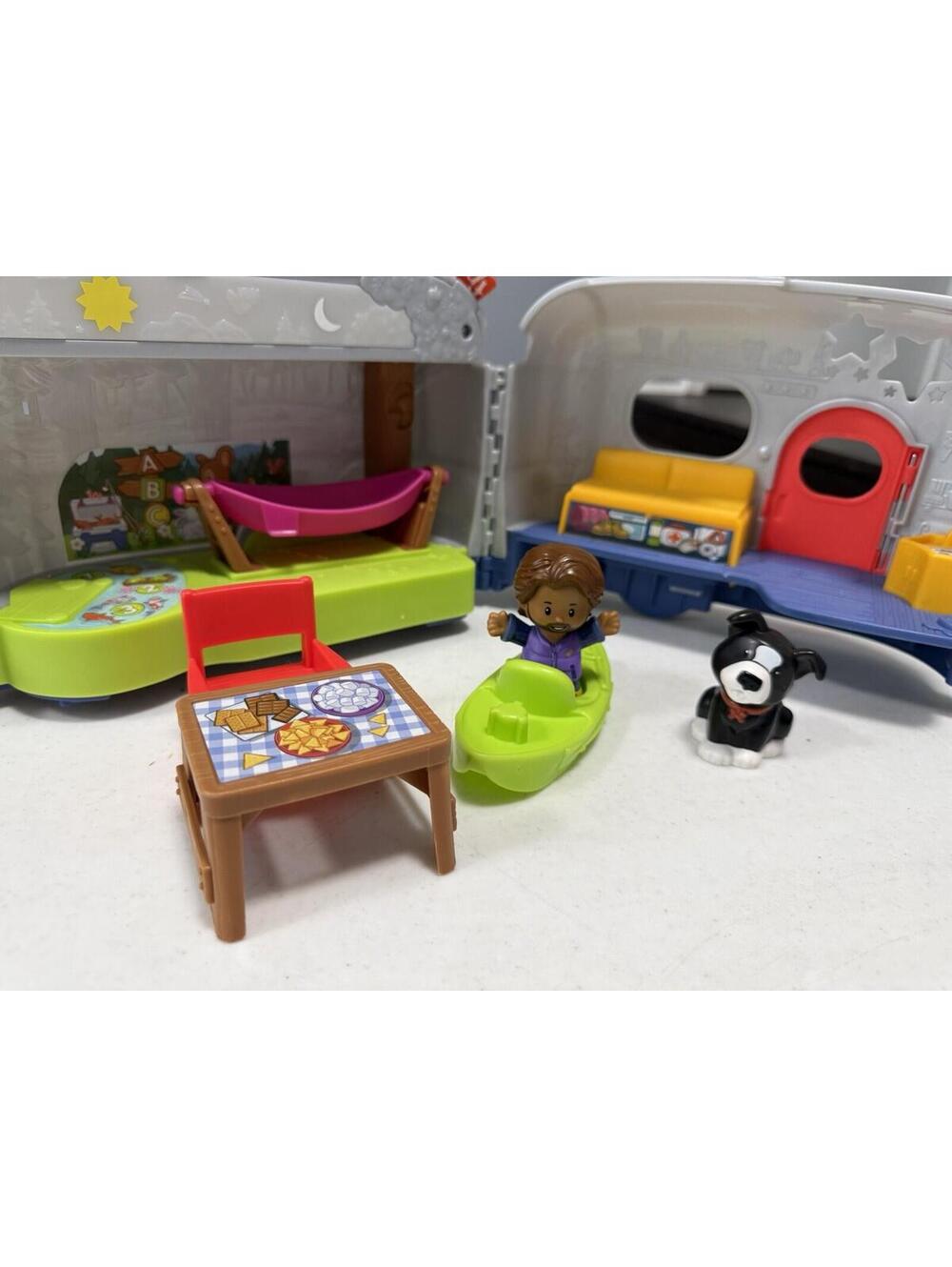 Fisher Price Little People Light-Up Learning Camper RV Kayak Car Playset Works - Picture 10 of 12